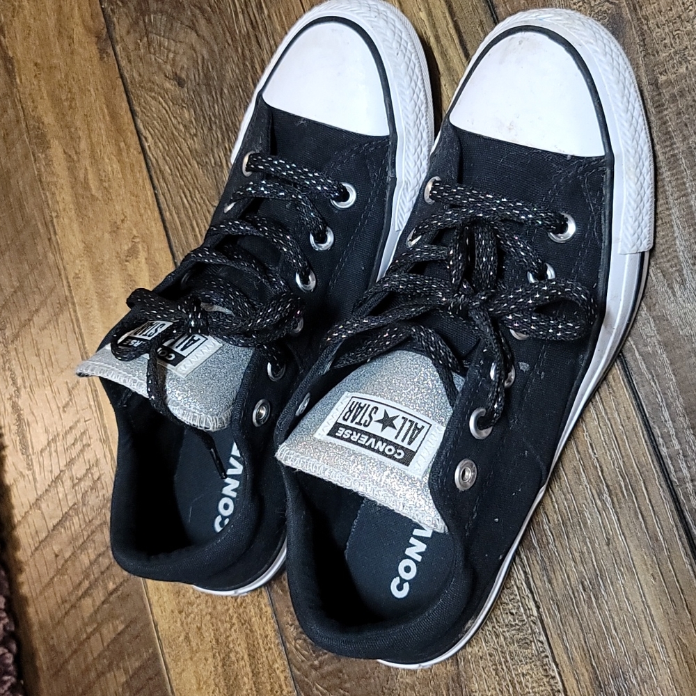 Black & silver glitter converse size 9